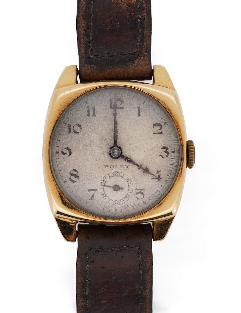 A gentleman's late 1920's 18ct gold Rolex manual wind wrist watch